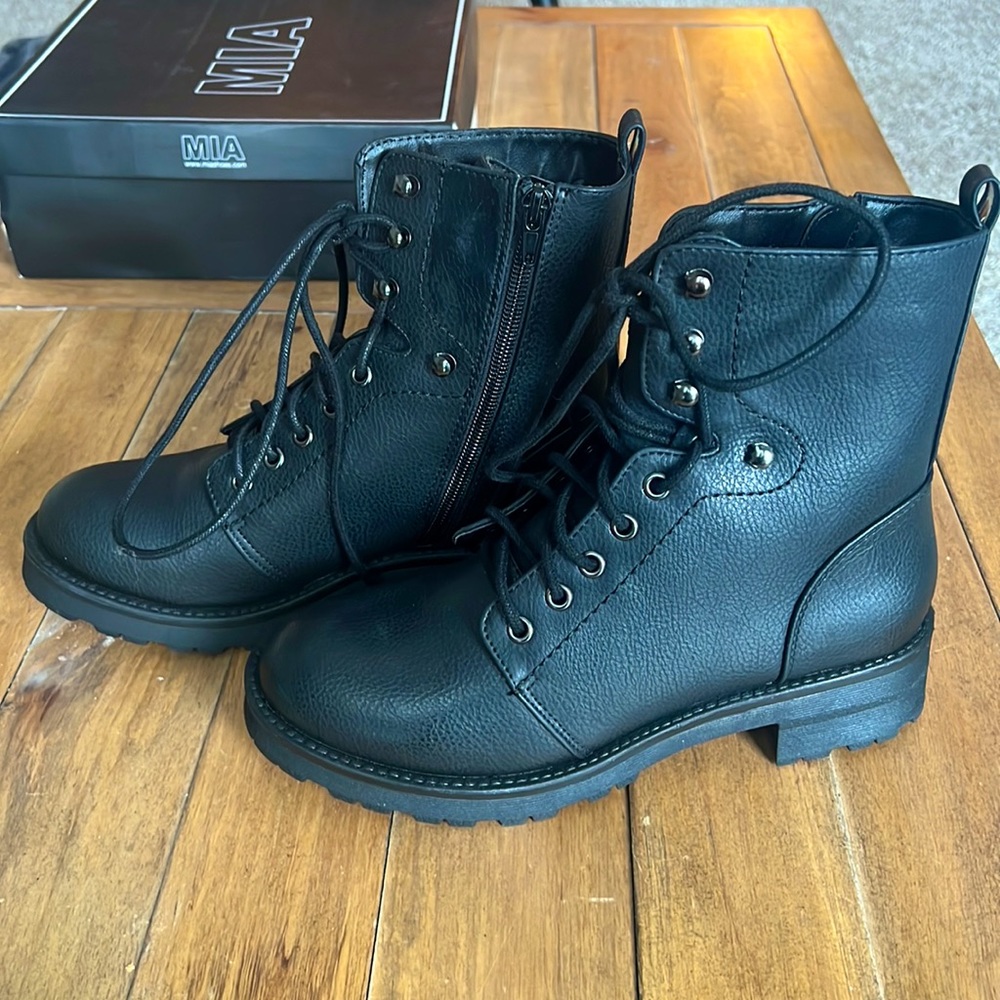 New MIA black combat boots - Picture 6 of 6